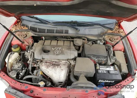 2010 Toyota Camry Base z USA, uszkodzony, nr VIN 4T4BF3EK7AR041739